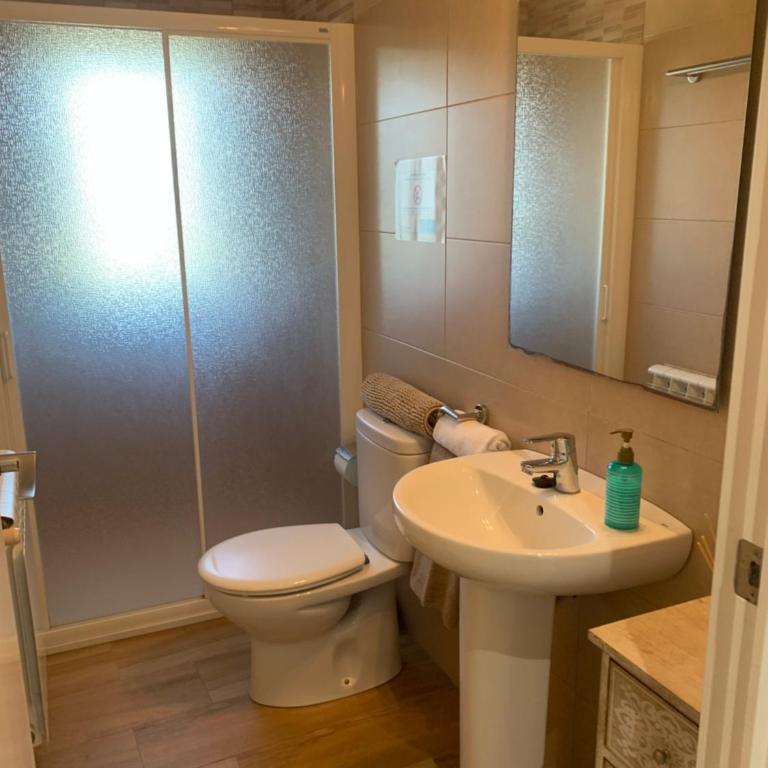 CASA DE SUEÑOS BENASHA, piscina, zona infantil, a tan solo 7 minutos de la playa - Casa de 5 dormitorios - 35