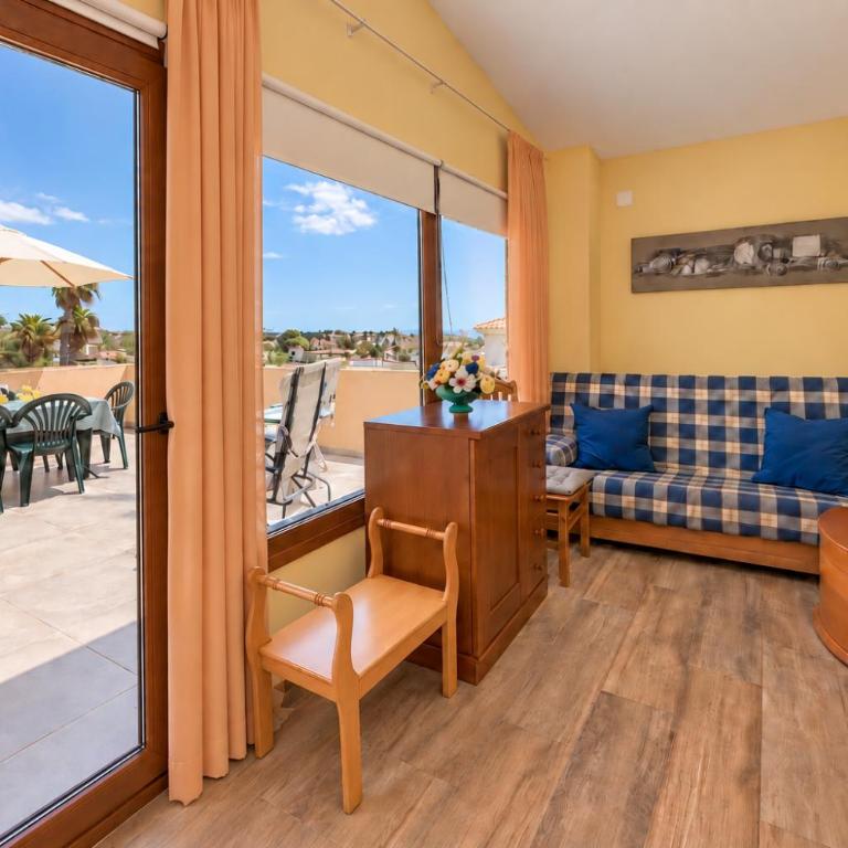 La AMISTAD Apartamento en Chalet con piscina compartida - Two-Bedroom Apartment - 21