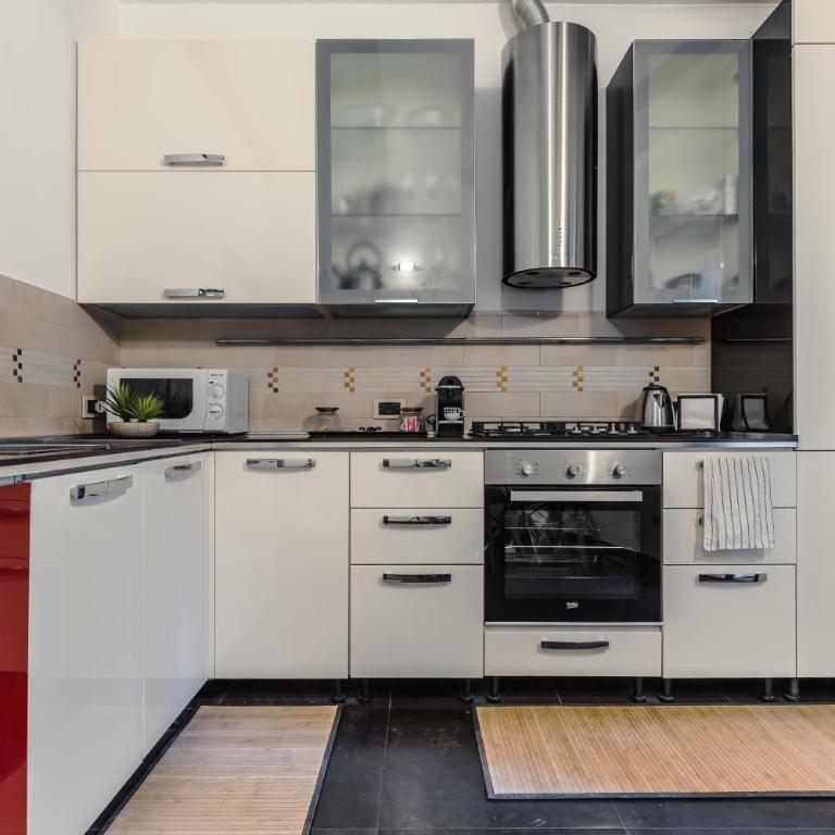 Gabriels Colosseum Luxury Apartment - Appartamento Standard con 2 Camere da Letto - 67