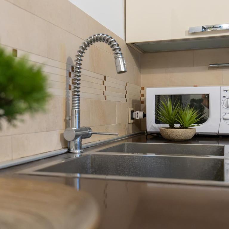 Gabriels Colosseum Luxury Apartment - Appartamento Standard con 2 Camere da Letto - 73
