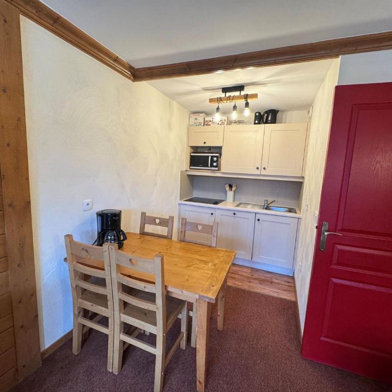 Val Cenis Lanslebourg - Location pour 4 personnes - FR-1-508-310 - Appartement - 10