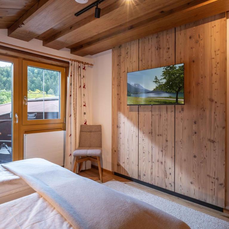 Pension Hinterholzer Apartments und Zimmer - Apartment mit 1 Schlafzimmer und Balkon - 4