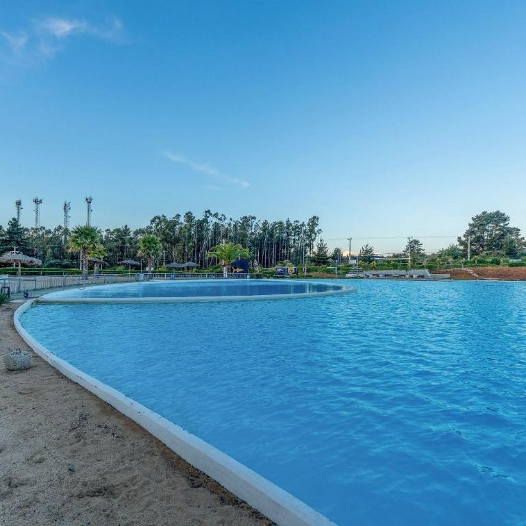 Laguna navegable y piscinas · 2D con terraza - Apartamento de 2 dormitorios - 22