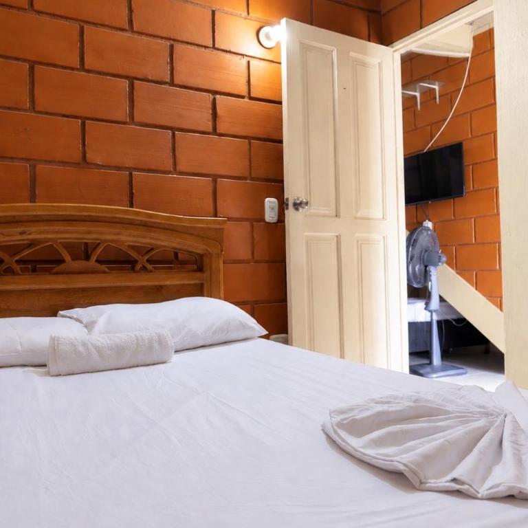 Mi pueblo natal Aptos y habitaciones - Apartamento con balcón - 18