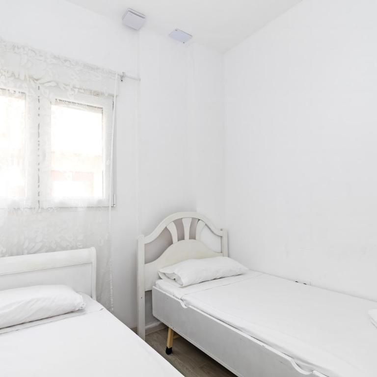 Apartamento 2 Hab Adaptado con AC junto al Hospital Arnau - Appartement 2 Chambres - 5