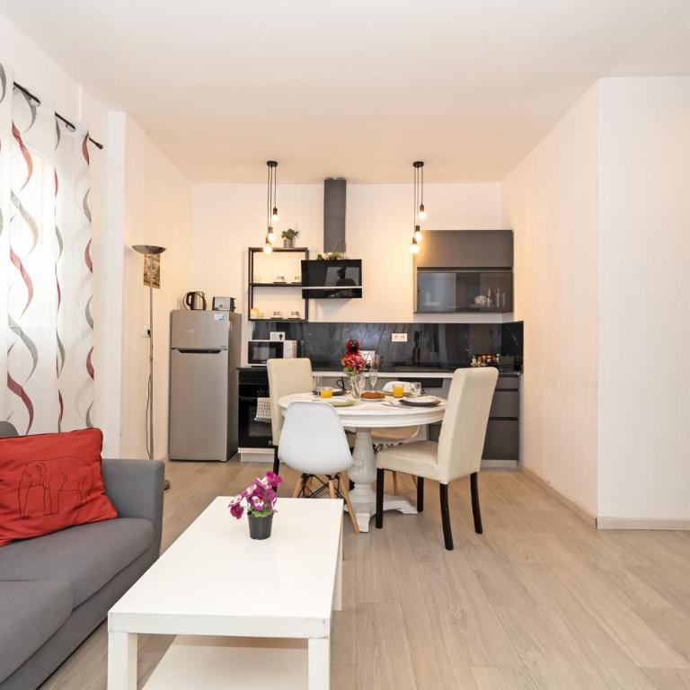 Apartamento 2 Hab Adaptado con AC junto al Hospital Arnau - Appartement 2 Chambres - 9
