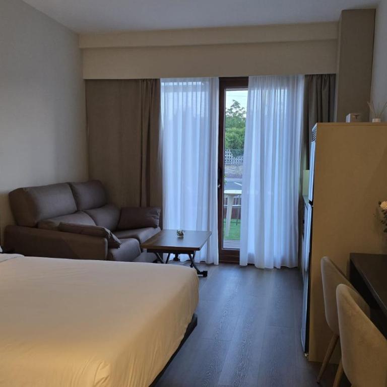 Apartahotel Prada Somió - Estudio con terraza - 15