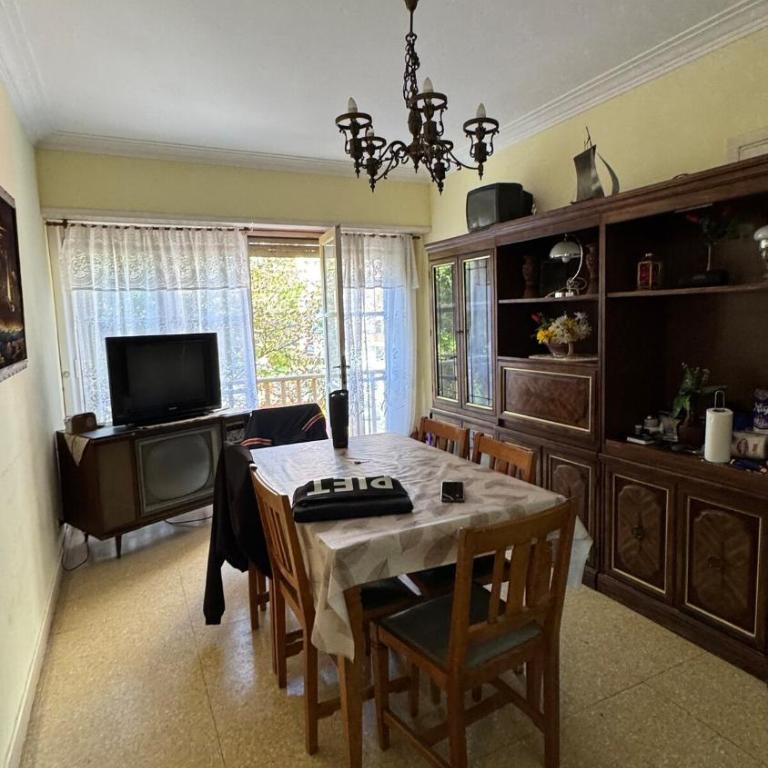 Departamento sobre peatonal a una cuadra del mar - Two-Bedroom Apartment - 1