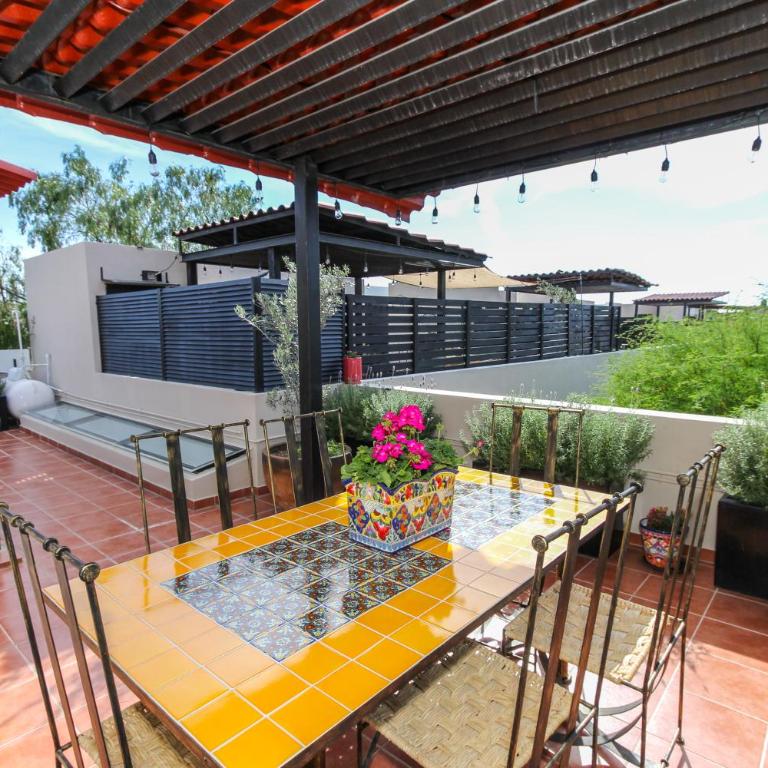 Charming casita in San Antonio - Vacation Home - 17