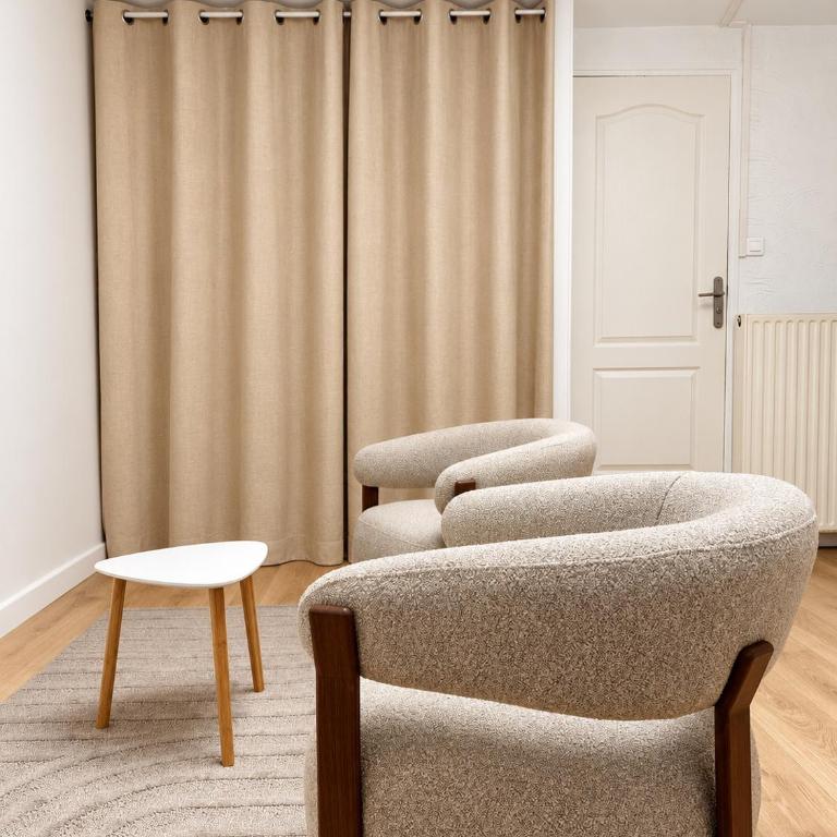 Studio pour 2 avec coin nuit & cinéma - Appartement 1 Chambre - 8