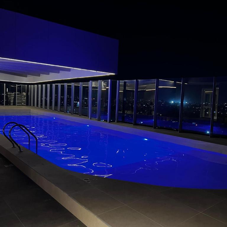 Luxury at Uptown Drei Prime Location - One-Bedroom Apartment - 1