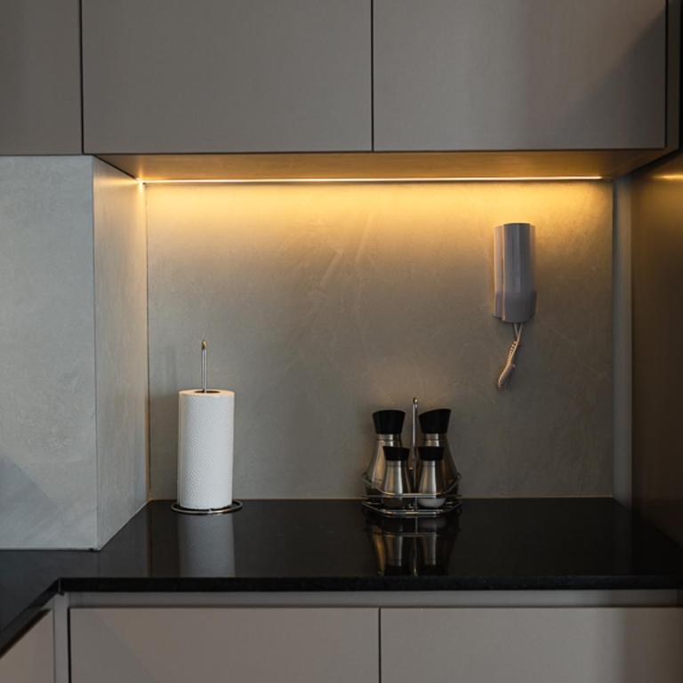 Luxury at Uptown Drei Prime Location - One-Bedroom Apartment - 6