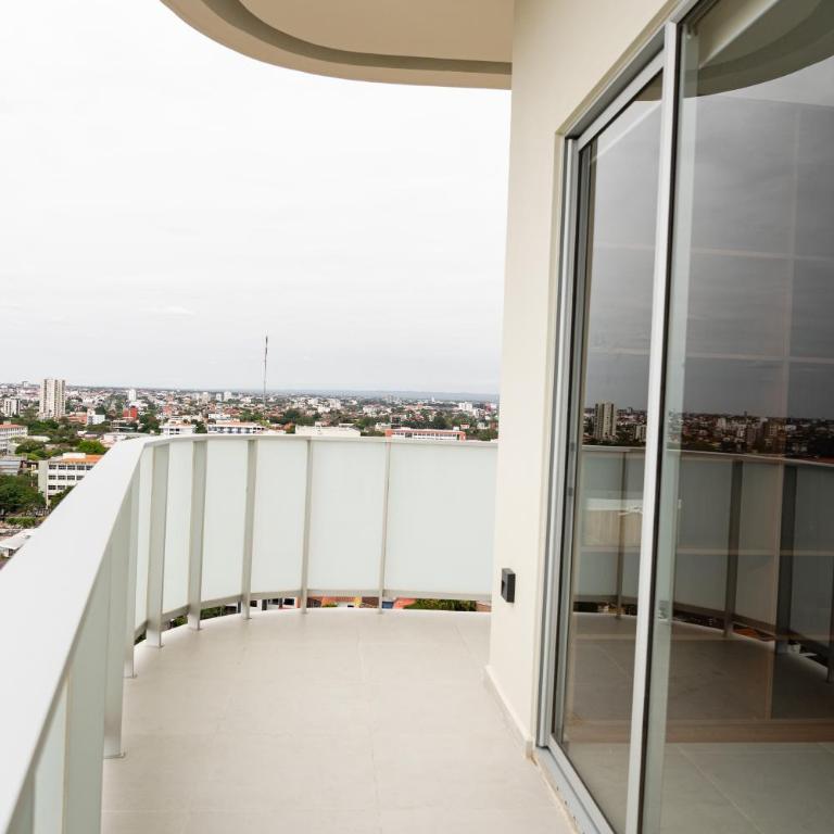 Luxury at Uptown Drei Prime Location - One-Bedroom Apartment - 12