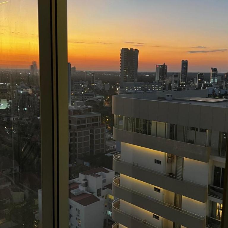 Luxury at Uptown Drei Prime Location - One-Bedroom Apartment - 21