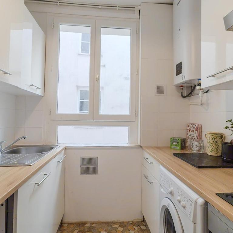 Large 50 m2 typically Parisian - Appartement 1 Chambre - 8