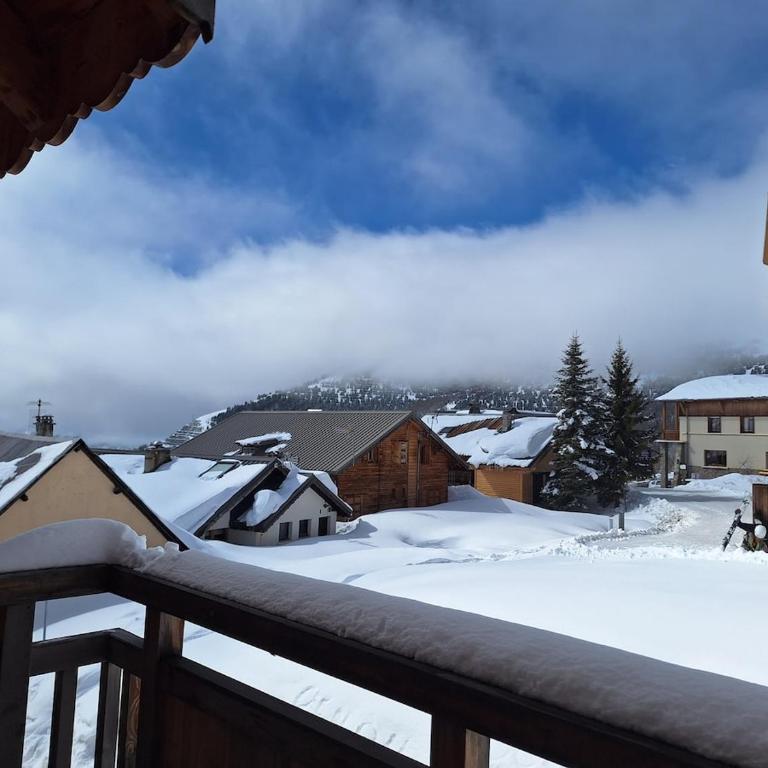 Cosy Alpine Retreat for Families and Groups in Huez - Chalet mit 3 Schlafzimmern - 18