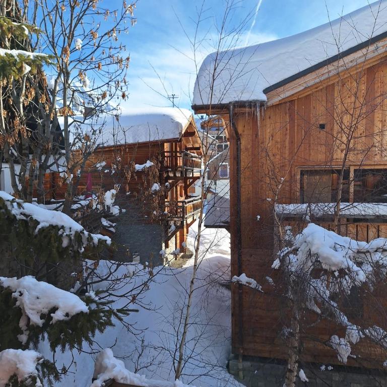 Cosy Alpine Retreat for Families and Groups in Huez - Chalet mit 3 Schlafzimmern - 38