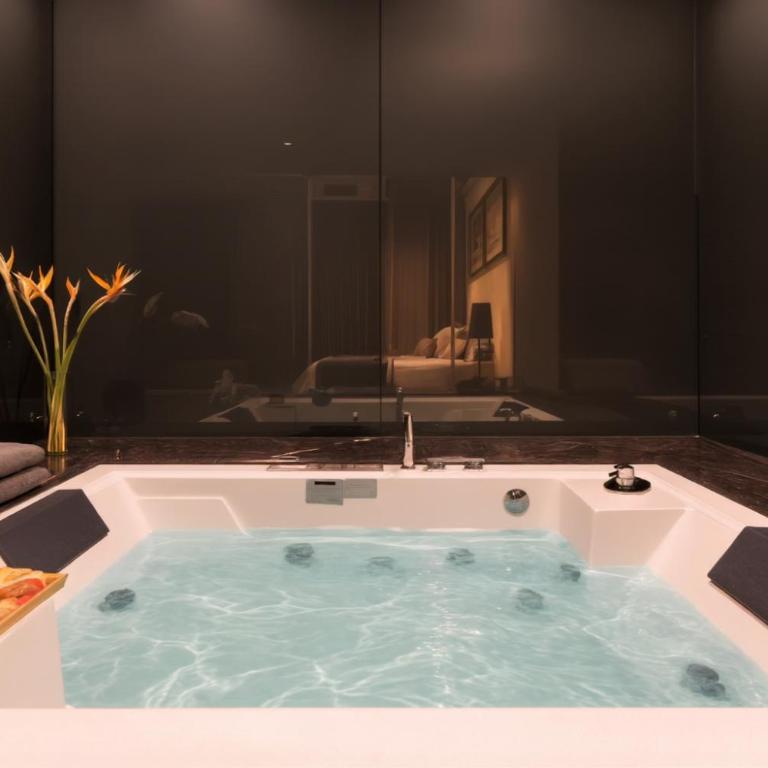 Europa Suites Medellin - Penthouse Apartment - 18