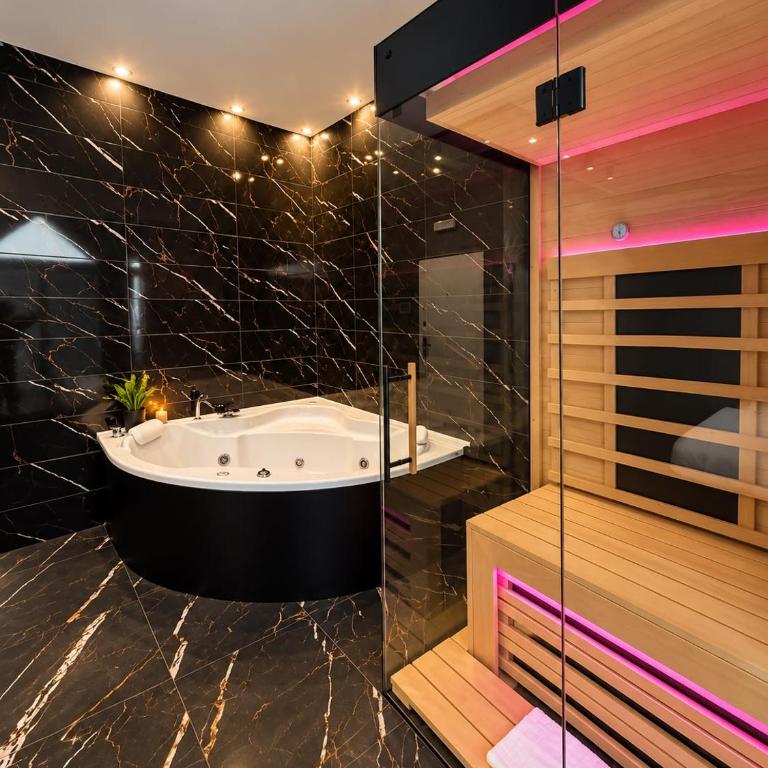 Magic Life - Superior Apartment mit Balkon - 9
