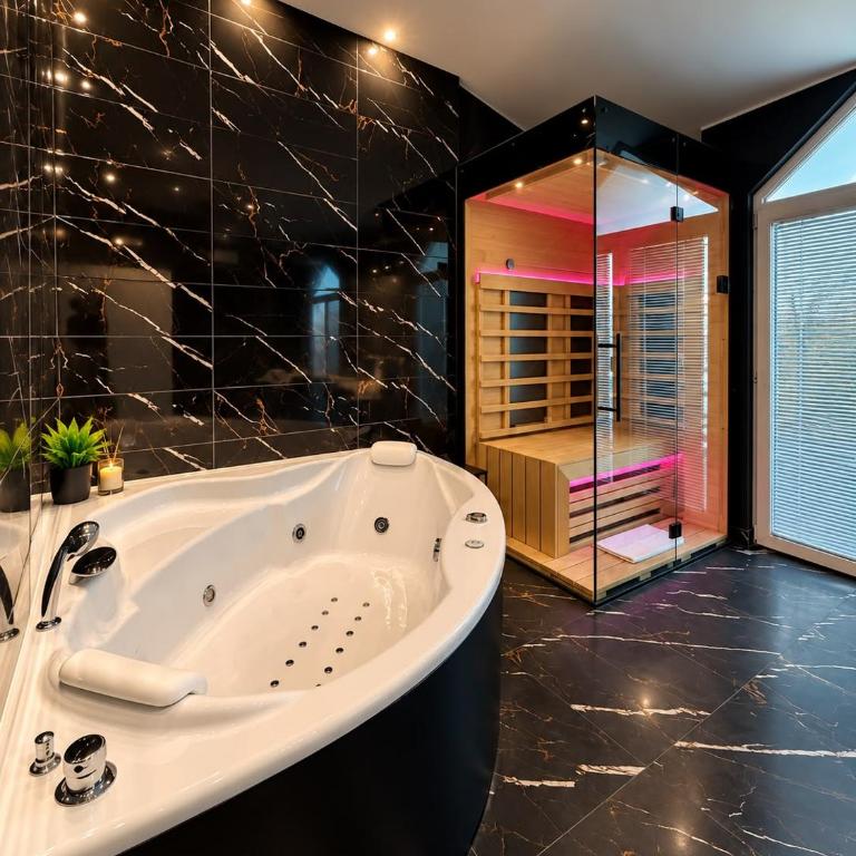 Magic Life - Superior Apartment mit Balkon - 10