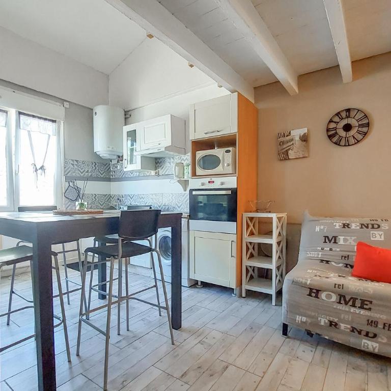 1 Bedroom Stunning Home In Royan - Maison 1 Chambre - 2