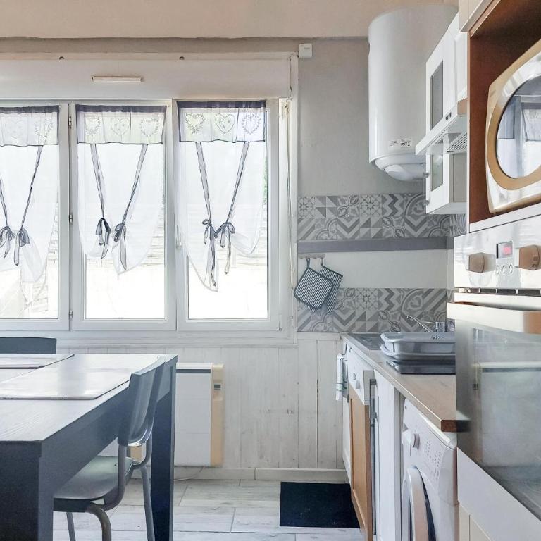1 Bedroom Stunning Home In Royan - Maison 1 Chambre - 8