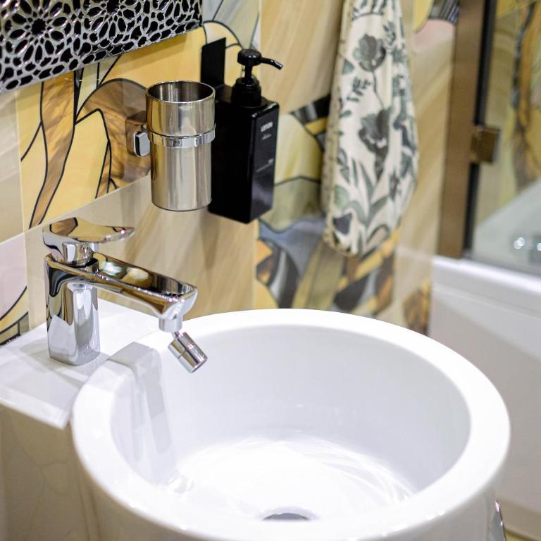 Two Brothers Inn - Deluxe Doppelzimmer mit Bad - 1