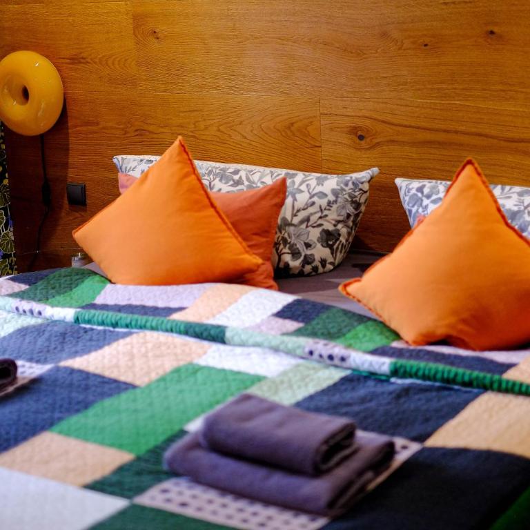 Two Brothers Inn - Doppelzimmer mit Bergblick - 9
