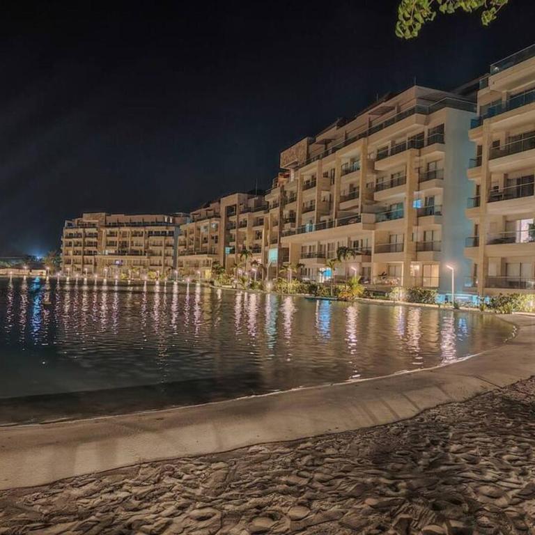3BR Tropical Retreat Lagoon Views Private Balcony - Apartamento de 3 dormitorios - 80