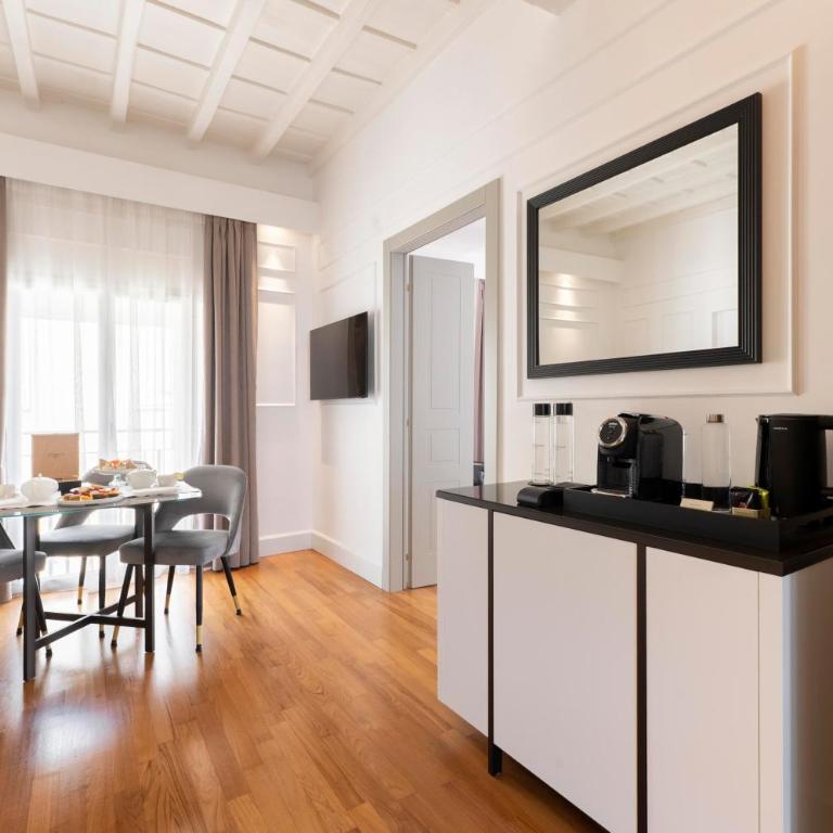 Palazzo Goldoni Condotti Collection - Premium Suite - 9