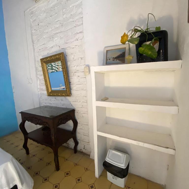 Hostal Españolete - Habitación Familiar con baño compartido - 12