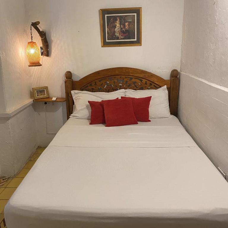 Hostal Españolete - Habitación Doble con baño compartido y aire acondicionado - 6