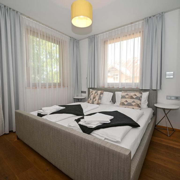 Zell City Exclusive Lodges by All in One Apartments - Deluxe Apartment mit 3 Schlafzimmern - 2