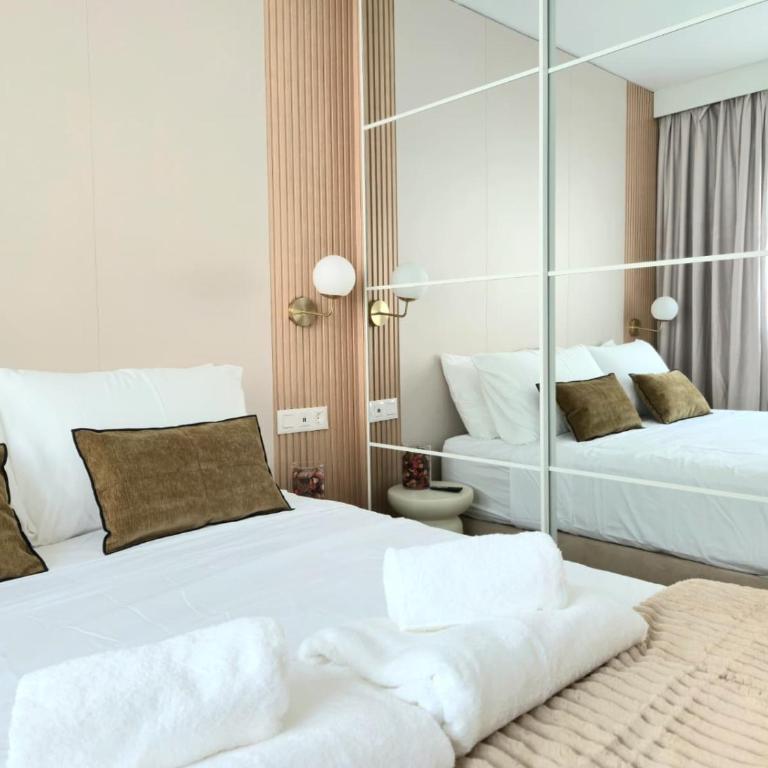 TMS Veramar2, Seafront, AC, Pool & Parking - Two-Bedroom Apartment - 27