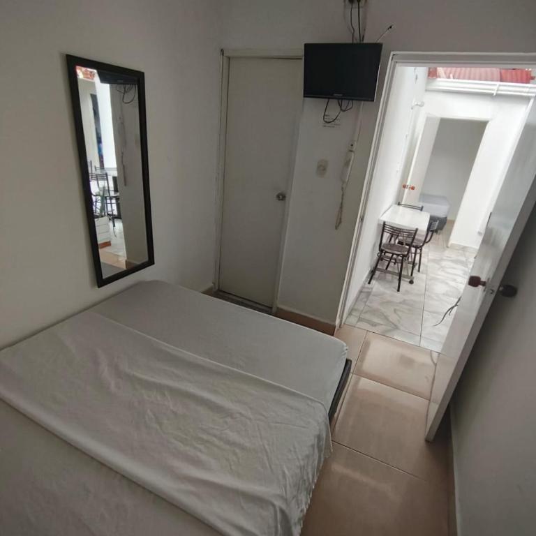 Hotel Casablanca Cañaveral - Habitación Doble Deluxe - 7