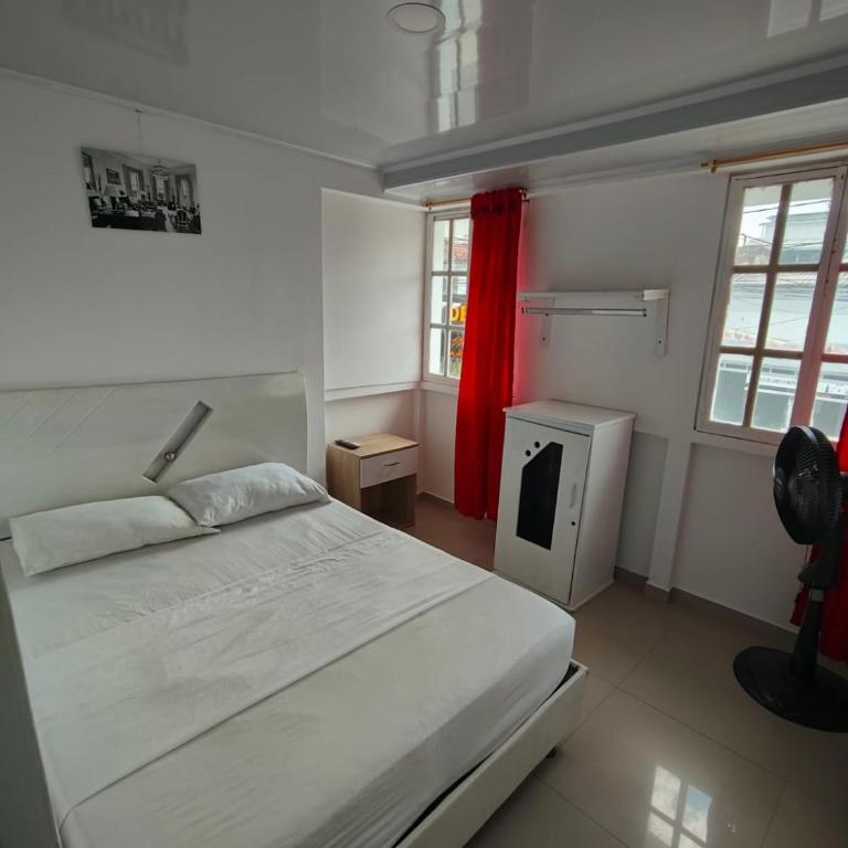 Hotel Casablanca Cañaveral - Habitación Doble Deluxe - 4