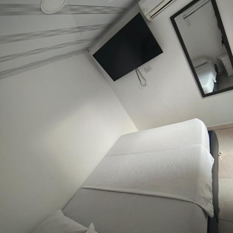 Hotel Casablanca Cañaveral - Habitación Individual Amplia - 4