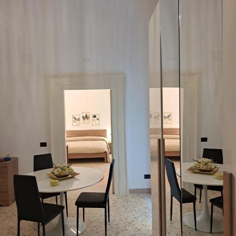 Napoli Museo Suite - Appartamento Deluxe con 3 Camere da Letto - 25