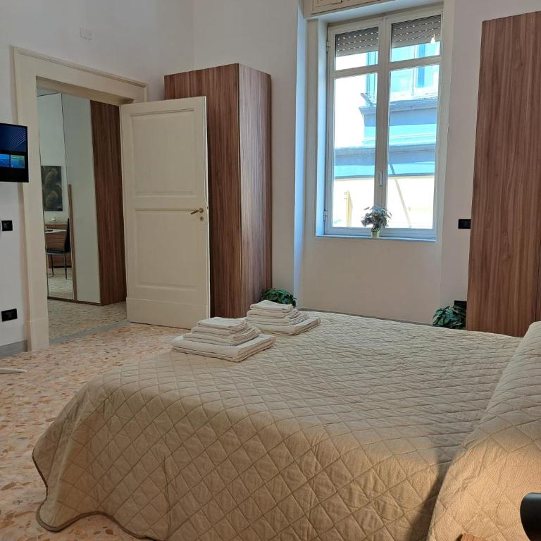 Napoli Museo Suite - Appartamento Deluxe con 3 Camere da Letto - 40