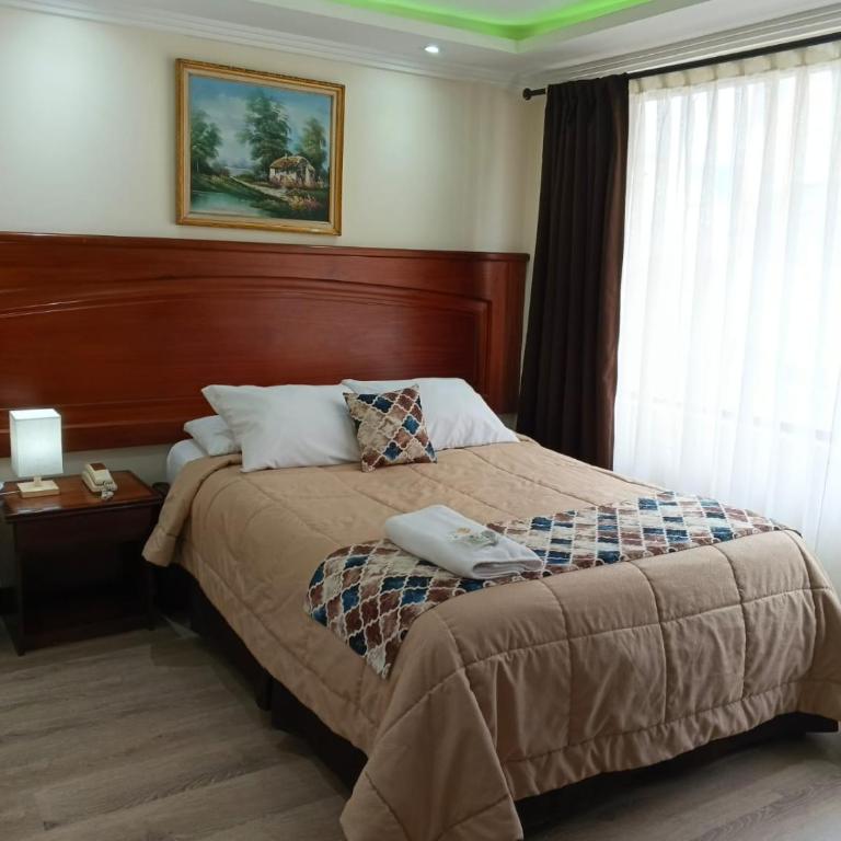 Hotel Milán - Habitación Individual con balcón - 3