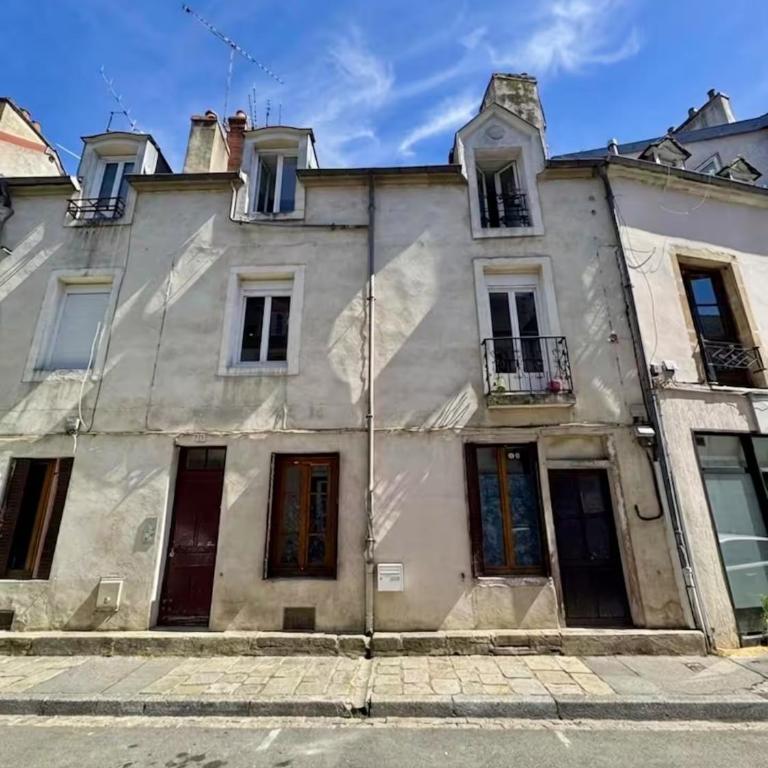 T2 climatisé en hyper-centre - 5 min Cité Gastro - One-Bedroom Apartment - 3