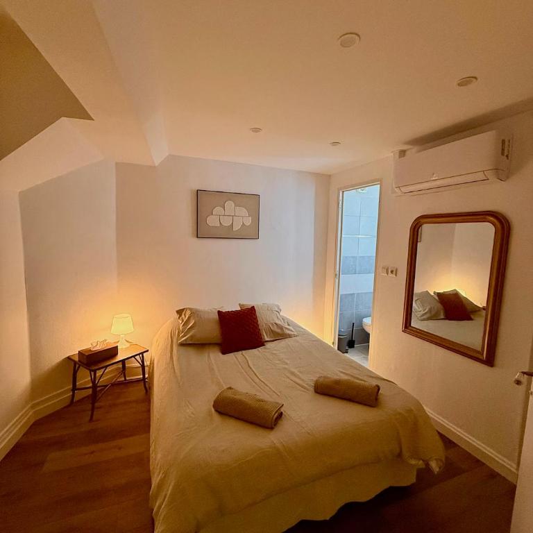 T2 climatisé en hyper-centre - 5 min Cité Gastro - One-Bedroom Apartment - 7