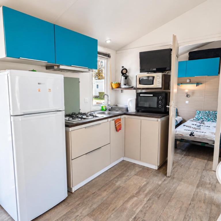 Le Génépi Mobil-home 3 chambres pour 6 pers avec Climatisation Camping 3 etoiles - Maison 3 Chambres - 9