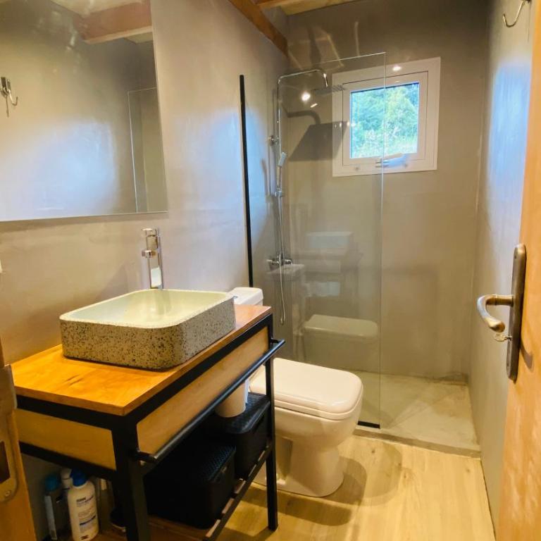 Refugio Black - Two-Bedroom House - 4