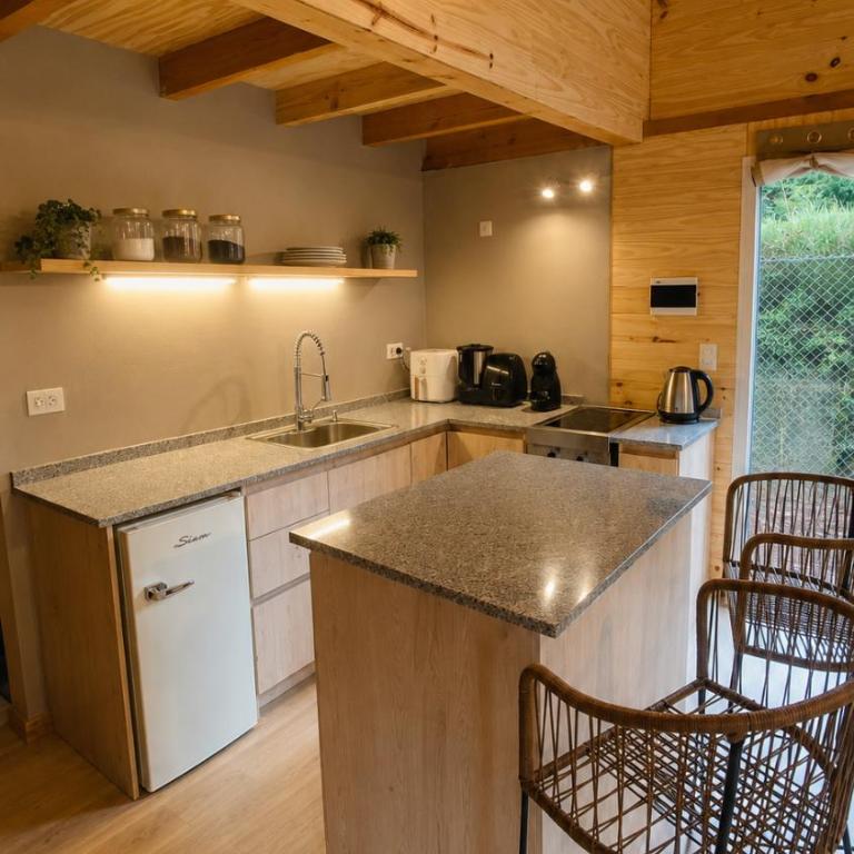 Refugio Black - Two-Bedroom House - 10