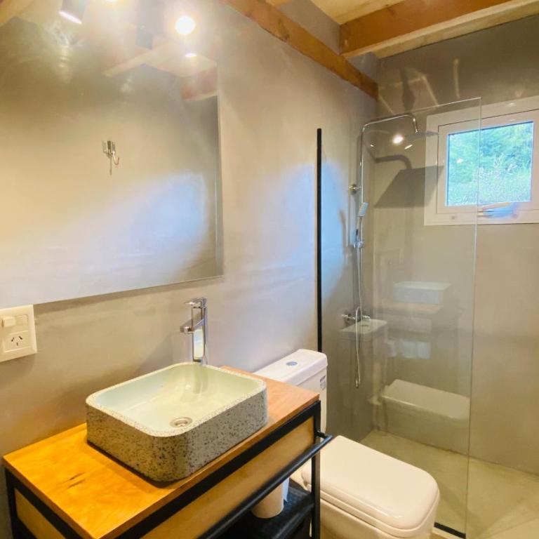 Refugio Black - Two-Bedroom House - 14
