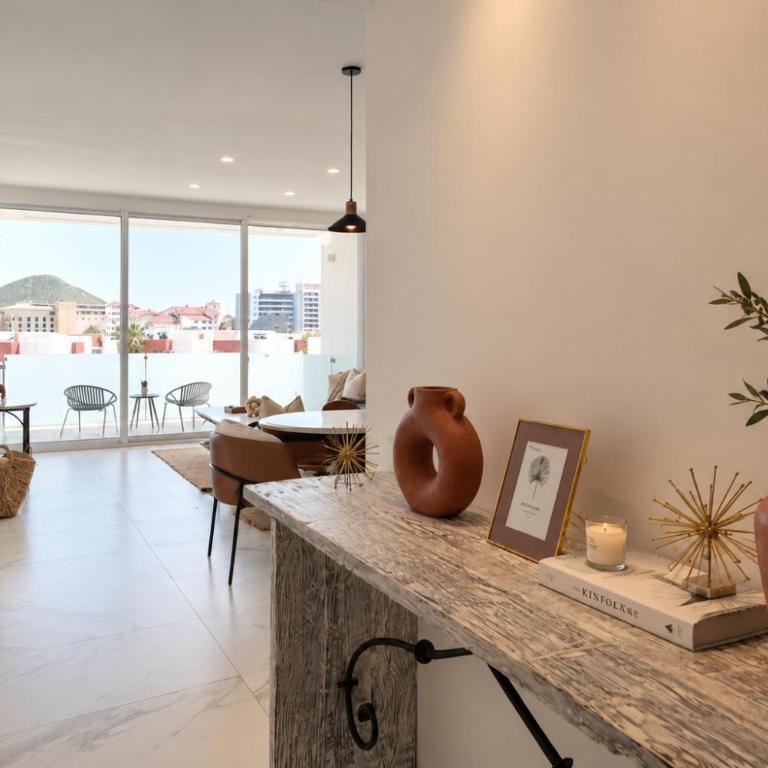 Villa Eureka - 3BR, Hot Tub, 2 Blocks from Beach - Apartamento de 3 dormitorios y vistas al mar - 38