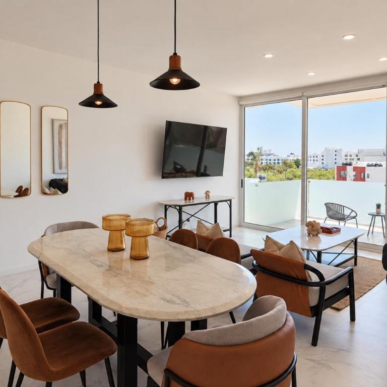 Villa Eureka - 3BR, Hot Tub, 2 Blocks from Beach - Apartamento de 3 dormitorios y vistas al mar - 54