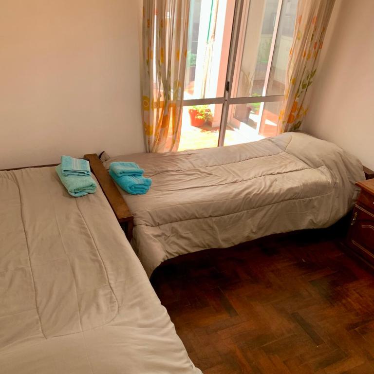Temporario La 18, 2 dormitorios con Garage apto AUTO - SUV - Two-Bedroom Apartment - 16