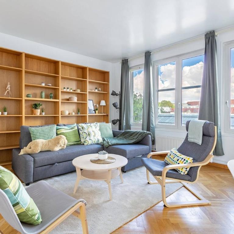 Parisian Flat, Large Terrace & Eiffel Tower View - Appartement 2 Chambres - 1